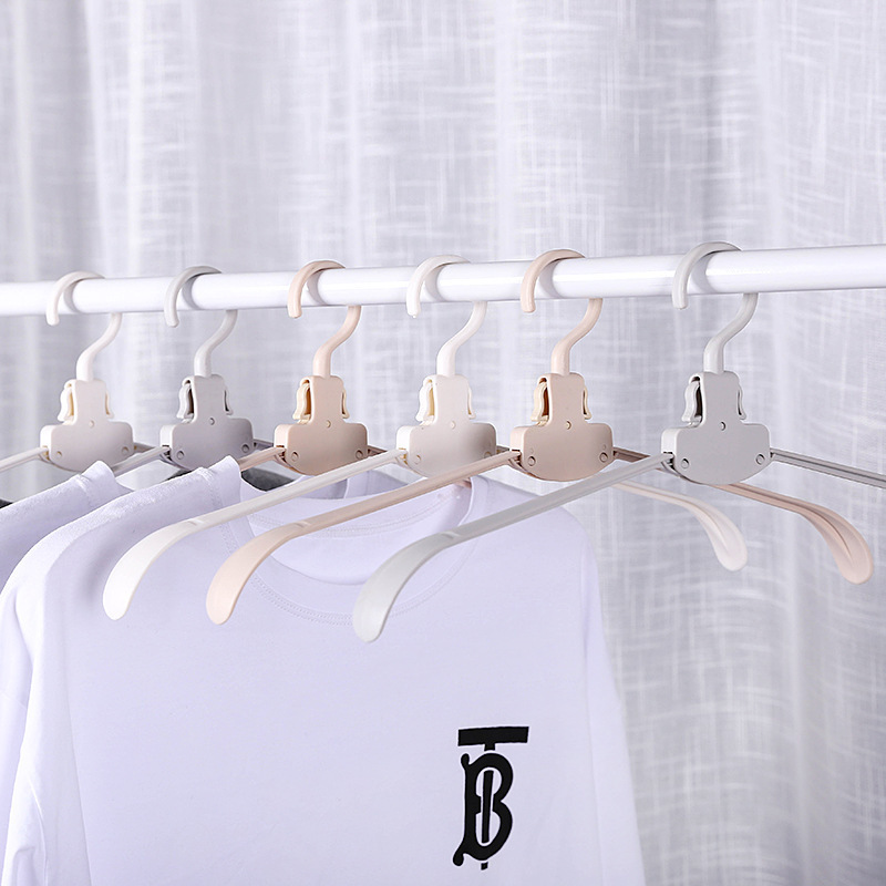 SmartFold Space-Saving Hangers